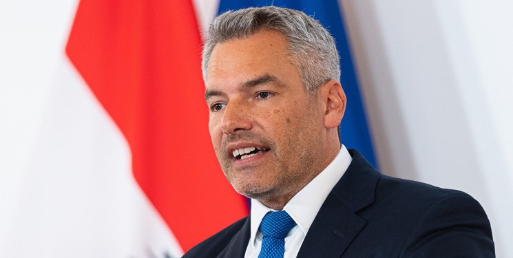وزیر کشور اتریش به‌عنوان صدراعظم جدید انتخاب شد