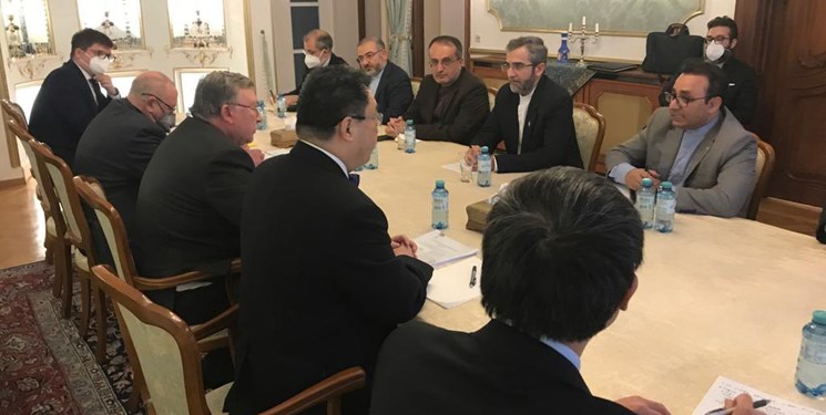 نشست سه‌جانبه غیررسمی ایران،‌ روسیه و چین در وین برگزار شد