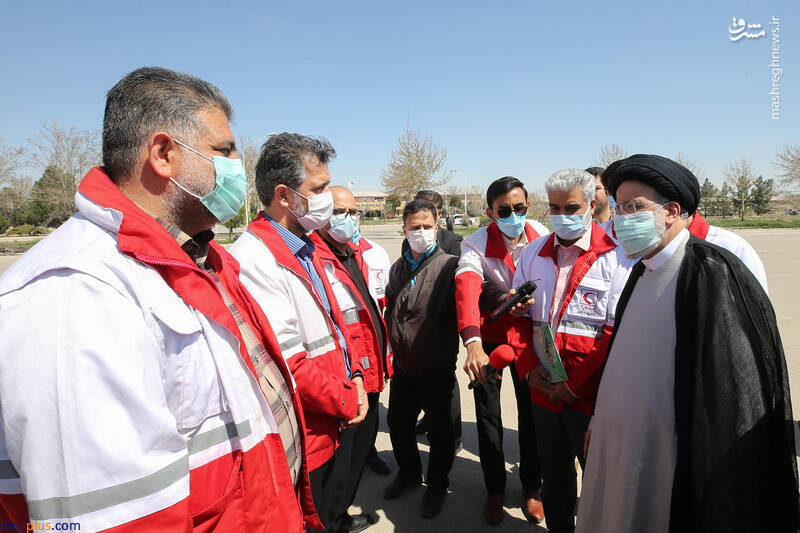 بازدید رئیسی از پایگاه امداد و نجات هلال احمر/ عکس