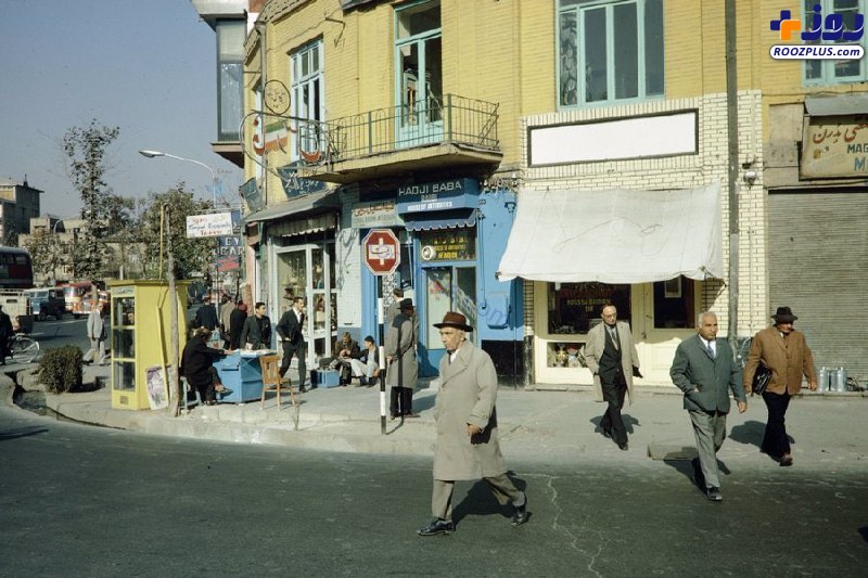 تصویری جالب از تقاطع خیابان فردوسی و منوچهری تهران در دهه‌ چهل