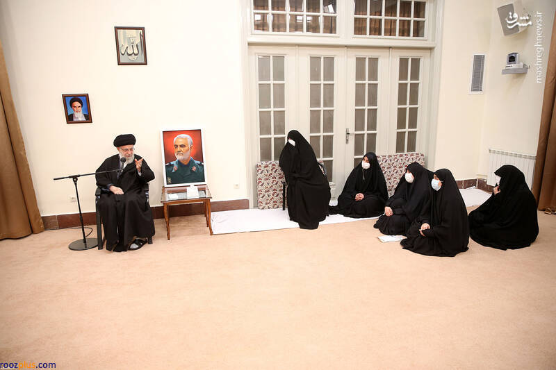 عکس/ دیدار خانواده و اعضای ستاد بزرگداشت شهید سلیمانی با رهبر انقلاب