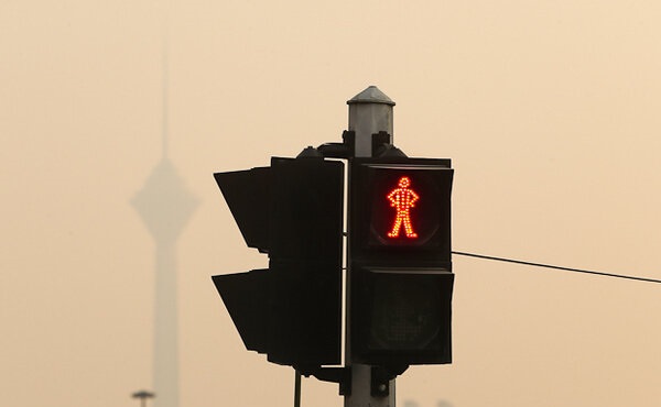 آمادگی پلیس برای اجرای مصوبات کمیته آلودگی هوا / آیا محدودیت تردد جدیدی در تهران اجرا می‌شود؟