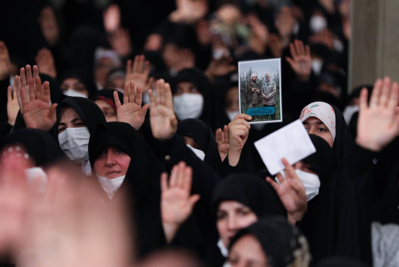 رهبر انقلاب: در اغتشاشات میخواستند نقاط قوت ما را از بین ببرند/ دفاع مقدس، جنگ احزاب بود، قدرتها میخواستند ایران تجزیه شود/ تجربه ماست وقتی وارد میدان شویم نتیجه پیروزی است رهبر انقلاب: در اغتشاشات میخواستند نقاط قوت ما را از بین ببرند/ دفاع مقدس، جنگ احزاب بود، قدرتها میخواستند ایران تجزیه شود/ تجربه ماست وقتی وارد میدان شویم نتیجه پیروزی است