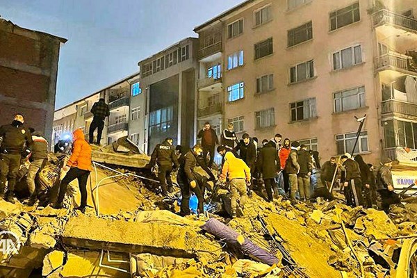 زلزله 7.8 ریشتری در ترکیه و سوریه/ دست‌کم 140 نفر کشته شدند/ درخواست کمک ترکیه از اروپا