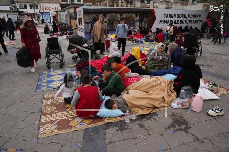 آوارگی مردم ترکیه بعد از زلزله مهیب/ عکس