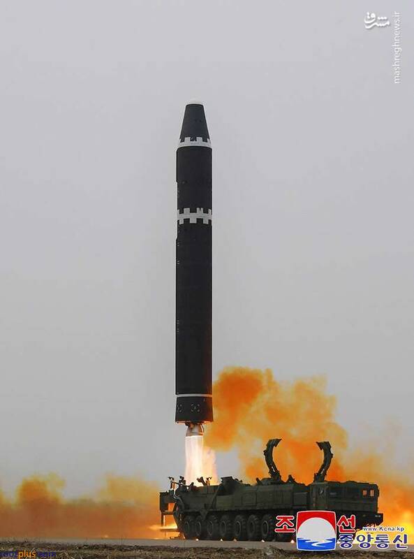 عکس/لحظه پرتاب موشک قاره‌پیمای کره شمالی