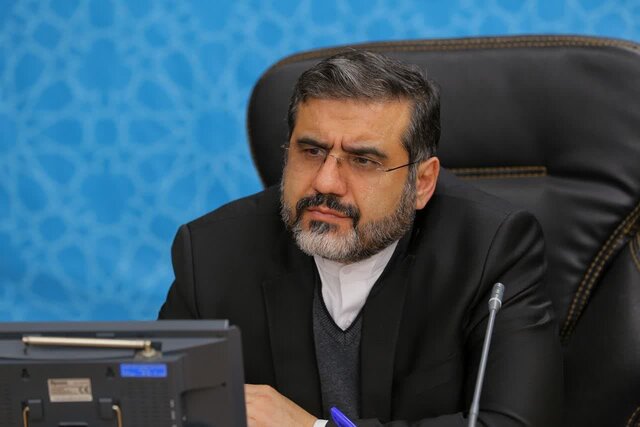 وزیر ارشاد: گشایش در امور زیارتی در راه است/ جلسه شورای عالی حج بزودی برگزار می‌شود