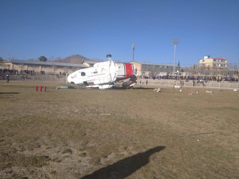 جزئیات مصدومیت وزیر ورزش در حادثه سقوط بالگرد+عکس