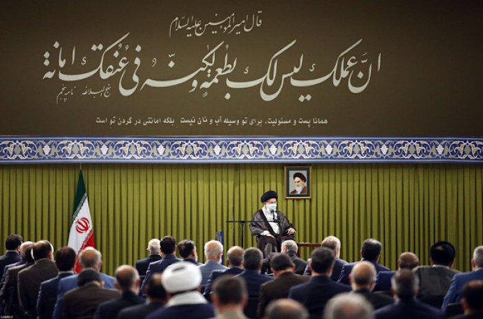 ببینید/بیانات رهبرانقلاب دیدار نمایندگان مجلس شورای اسلامی
