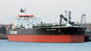 توقیف ۲ فروند نفتکش یونانی در آبهای خلیج فارس توسط سپاه