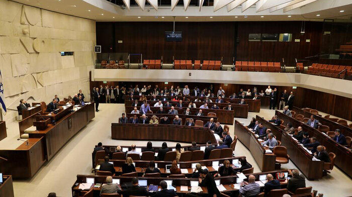 افشای رسوایی اخلاقی در پارلمان رژیم صهیونیستی/ تعرض نمایندگان و وزرا به کارمندان زن