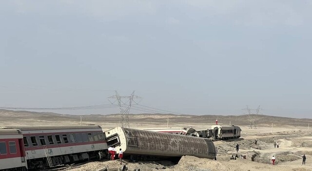 ‫عوامل اصلی حادثه قطار مشهد - یزد مشخص شد