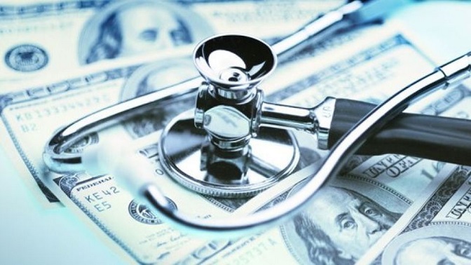 رشد 116 درصدی مالیات ابرازی اطبا، دندانپزشکان و داروخانه‌ها/ هر پزشک در سال گذشته 21 میلیون تومان مالیات پرداخت کرده است/ پزشکان در تور مالیاتی!