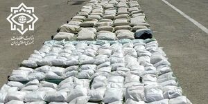 کشف ۱۶۰۰ کیلوگرم مواد مخدر توسط سربازان گمنام امام زمان(عج)