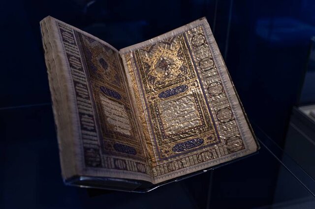 نمایش نسخه‌های خطی نادر قرآن در امارات