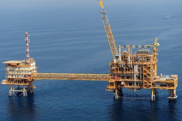 امضای ۱۰۰ میلیارد دلار قرارداد و تفاهمنامه حوزه نفت‌ و گاز در دولت سیزدهم/ تحرک سرمایه‌گذاری نفتی