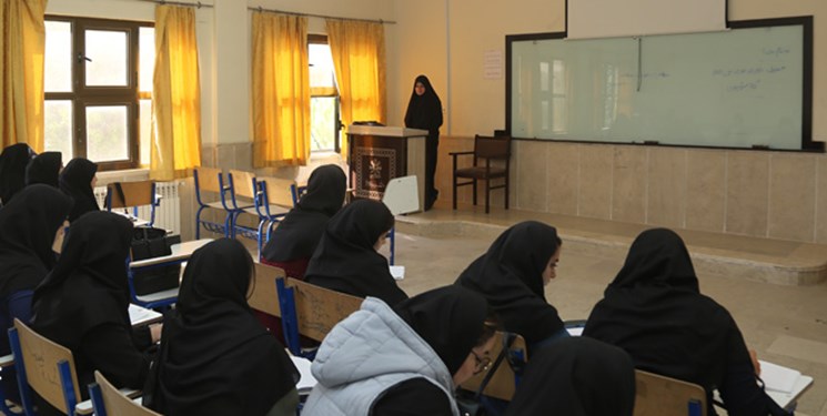 وزارت علوم: عدم ارائه خدمات آموزشی و رفاهی به دانشجویانی که حجاب را رعایت نکنند