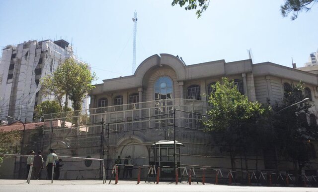 بازدید هیات فنی عربستان از ساختمان سفارت این کشور در تهران