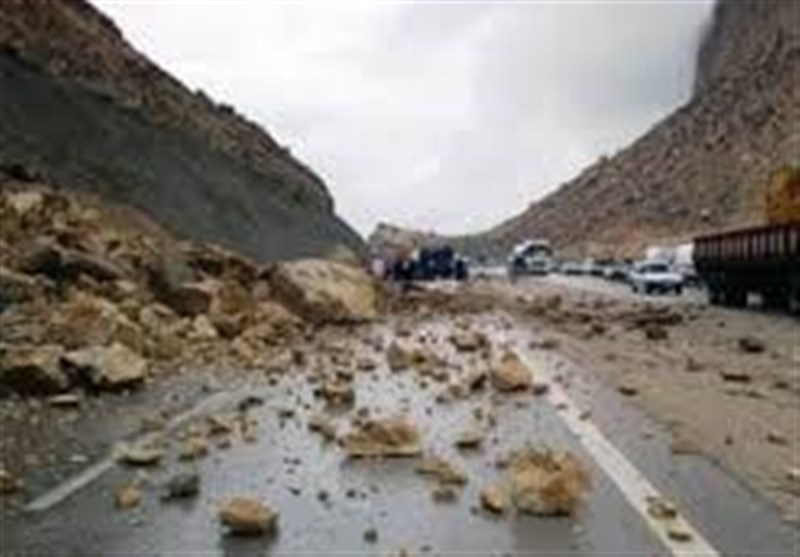 وضعیت راه‌های کشور؛ جاده چالوس و آزادراه تهران-شمال باز هم مسدود شد