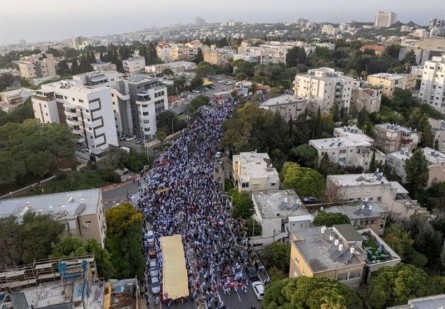 اعتراضات در رژیم صهیونیستی بالا گرفت/ برگزاری تظاهرات در ۱۵۰ نقطه فلسطین اشغالی