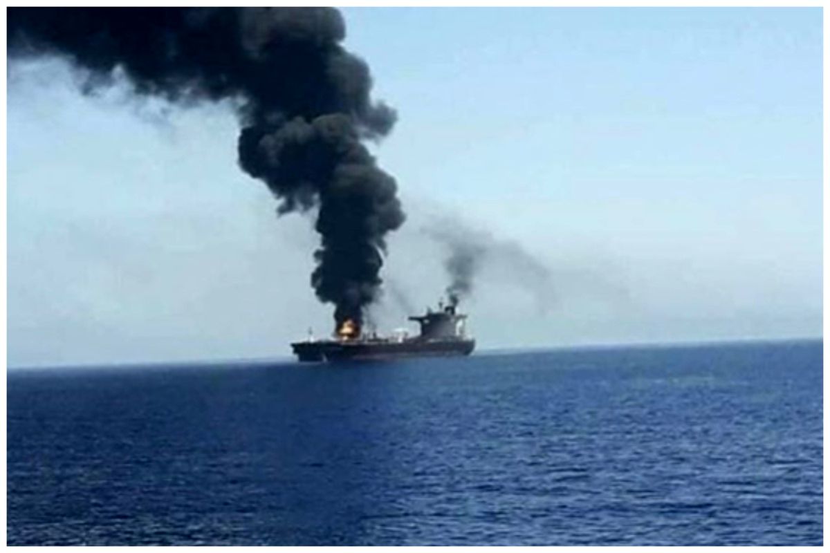 نیروهای مسلح یمن: کشتی آمریکایی را هدف قرار دادیم/ آمریکا حمله به کشتی‌ خود را تایید کرد
