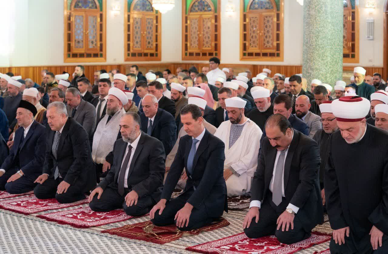 نماز عید فطر در سوریه با حضور «بشار اسد»/عکس