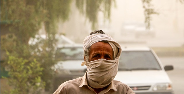 وزش باد شدید و خیزش گرد و خاک در برخی نقاط کشور/ رگبار پراکنده و رعد و برق در ۳ استان