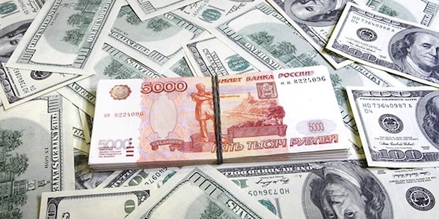 راهکاری برای دلار زدایی/ لزوم استفاده از ظرفیت‌های جدید در بازار روسیه