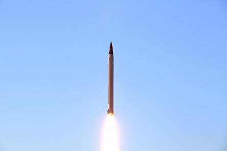 موشک بالستیکی که گفته می شود پایگاه هوایی نواتیم در اسرائیل را هدف قرار داد/ درباره موشک ایرانی عماد چه می دانیم؟