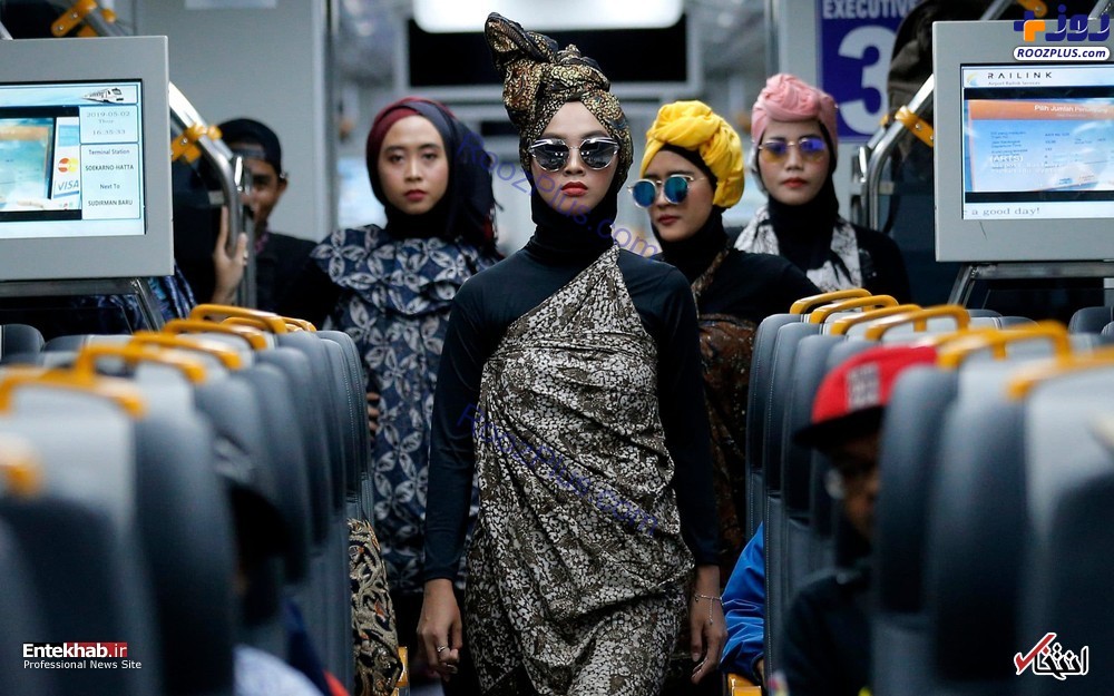 نمایش لباس اسلامی توسط مدل ها در هواپیمای اندونزی +عکس