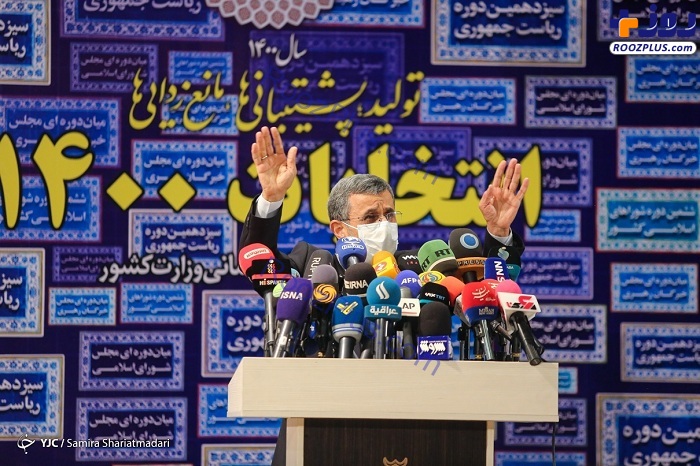 نشست خبری احمدی نژاد در ستاد انتخابات کشور +عکس