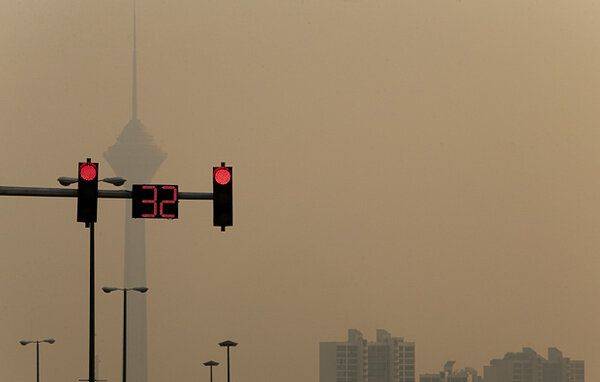 هوای پایتخت همچنان آلوده